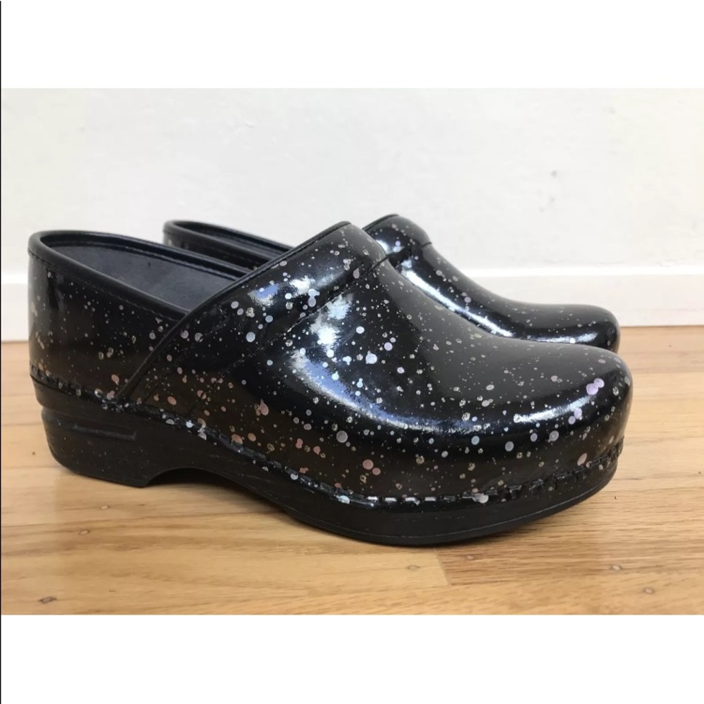 DANSKO XP Professional Women's Patent Clogs
